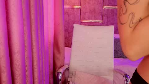 aurora online show from 23, 9, 2025