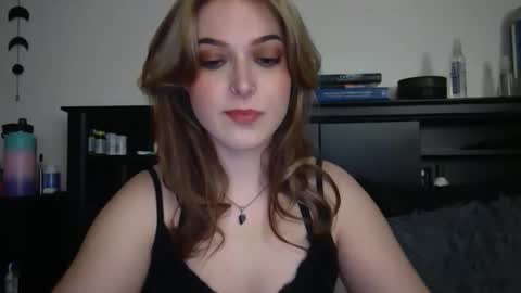 auroralightz1 online show from 14, 2, 2026