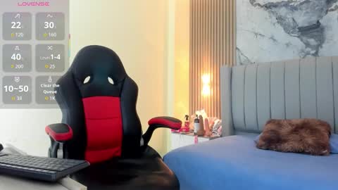 auroramartin2 online show from 26, 11, 2025