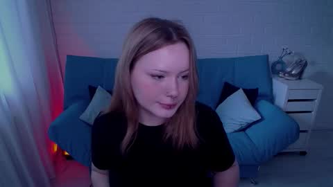 Snapshot of auroramour chatting on 14, 10, 2025 Aurora online show from 14, 10, 2025