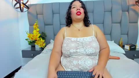 Snapshot of aurorarouse chatting on 16, 4, 2026 aurorarouse online show from 16, 4, 2026