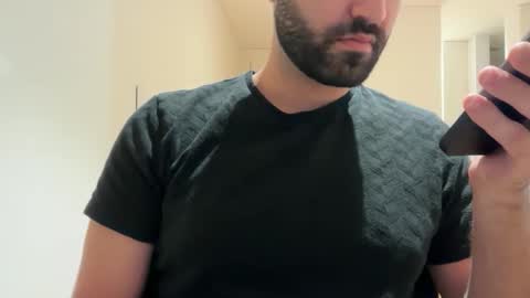 Snapshot of aussie099 chatting on 1, 12, 2025 aussie099 online show from 1, 12, 2025