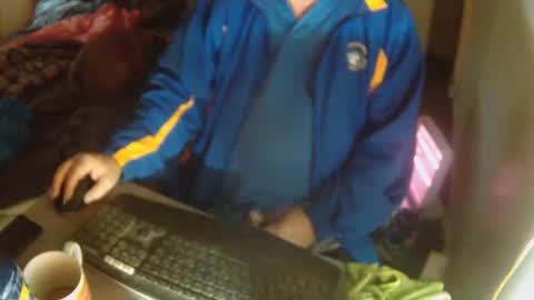 Snapshot of aussiebaker chatting on 22, 9, 2025 aussiebaker online show from 22, 9, 2025