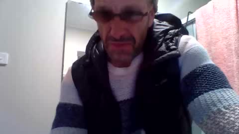 Snapshot of aussieguy59660 chatting on 16, 9, 2025 aussieguy59660 online show from 16, 9, 2025