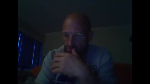 aussieguy59660 online show from 24, 11, 2025