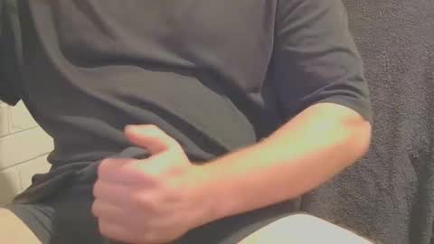 Snapshot of aussieman39 chatting on 24, 4, 2026 Brendan online show from 24, 4, 2026