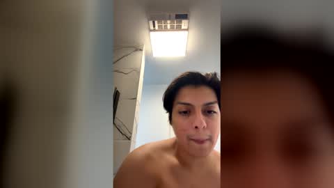 Snapshot of aussiepurple chatting on 14, 12, 2025 HarrisonGeorge online show from 14, 12, 2025