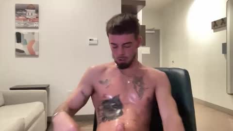 Snapshot of austant chatting on 18, 12, 2025 austant online show from 18, 12, 2025