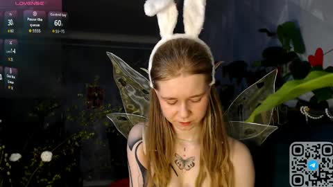 Snapshot of austeja_ona chatting on 3, 4, 2026 Aya online show from 3, 4, 2026