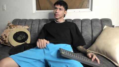 Snapshot of austin_falcon chatting on 13, 12, 2024 Austin online show from 13, 12, 2024