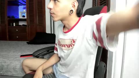 Snapshot of austin_falcon chatting on 11, 11, 2025 Austin online show from 11, 11, 2025