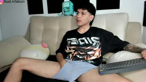 Snapshot of austin_falcon chatting on 24, 3, 2026 Austin online show from 24, 3, 2026