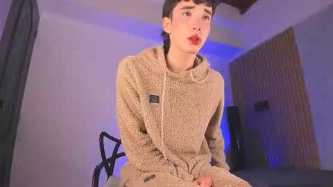 Snapshot of austin_rouse chatting on 11, 1, 2026 austin_rouse online show from 11, 1, 2026