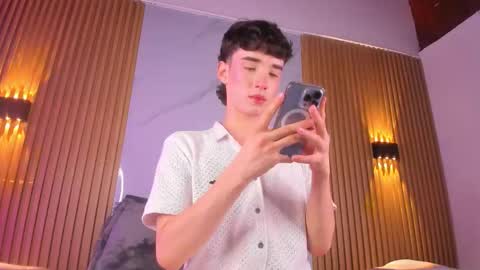 Snapshot of austin_rouse chatting on 4, 2, 2026 austin_rouse online show from 4, 2, 2026