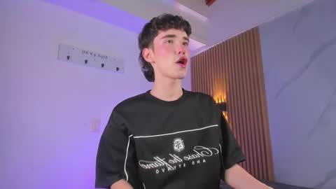 Snapshot of austin_rouse chatting on 10, 3, 2026 austin_rouse online show from 10, 3, 2026