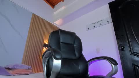 Snapshot of austin_rouse chatting on 29, 3, 2026 austin_rouse online show from 29, 3, 2026