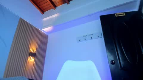 Snapshot of austin_rouse chatting on 6, 4, 2026 austin_rouse online show from 6, 4, 2026