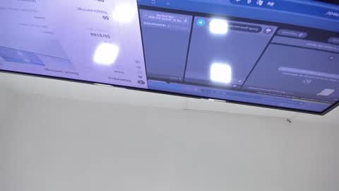 austinreeds online show from 22, 9, 2025