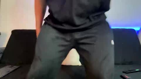 Snapshot of austintorres_ chatting on 20, 4, 2026 AustinTorres online show from 20, 4, 2026