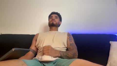 Snapshot of austintorres_ chatting on 23, 4, 2026 AustinTorres online show from 23, 4, 2026