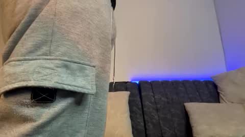 Snapshot of austintorres_ chatting on 19, 5, 2026 AustinTorres online show from 19, 5, 2026