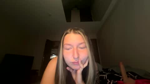 autumn2704 online show from 28, 9, 2025