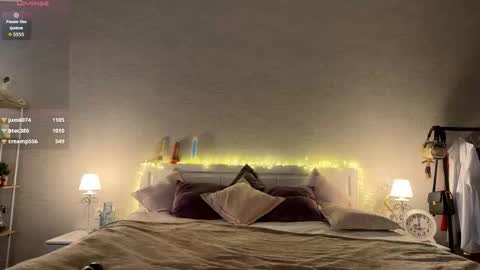 Snapshot of autumnroginson chatting on 7, 3, 2026 Annie online show from 7, 3, 2026