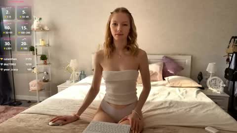 Snapshot of autumnroginson chatting on 22, 3, 2026 Annie online show from 22, 3, 2026