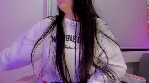 Snapshot of ava_broown chatting on 24, 11, 2025 online show from 24, 11, 2025