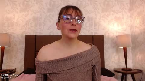 Snapshot of ava_raye chatting on 6, 10, 2025 Ava online show from 6, 10, 2025