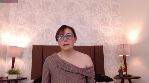 Snapshot of ava_raye chatting on 15, 10, 2025 Ava online show from 15, 10, 2025