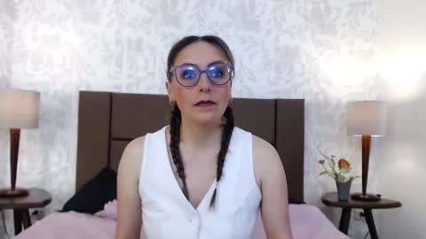 Snapshot of ava_raye chatting on 3, 12, 2025 Ava online show from 3, 12, 2025