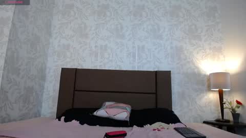 Snapshot of ava_raye chatting on 26, 5, 2026 Ava online show from 26, 5, 2026