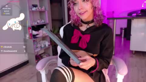 Snapshot of ava_williams_ chatting on 12, 3, 2026 AVA online show from 12, 3, 2026