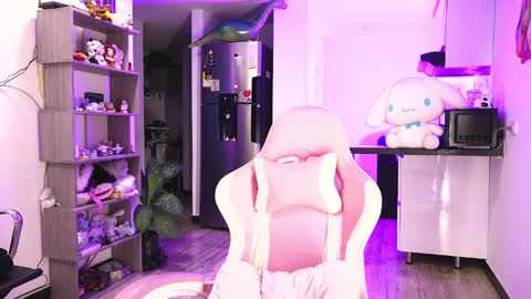 Snapshot of ava_williams_ chatting on 10, 4, 2026 AVA online show from 10, 4, 2026