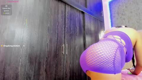 Snapshot of avaa_am chatting on 19, 9, 2025 AVA online show from 19, 9, 2025