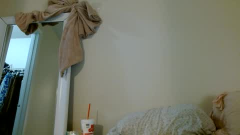 Snapshot of avaashley chatting on 19, 4, 2026 Ava Ashley online show from 19, 4, 2026