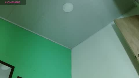 Snapshot of avalericherrymar chatting on 9, 5, 2026 avaleri cherry online show from 9, 5, 2026