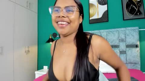 Snapshot of avalinelov chatting on 13, 1, 2026 Avalinelov online show from 13, 1, 2026