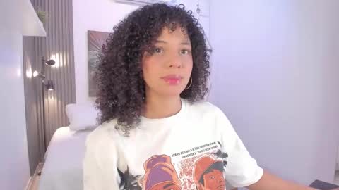 Snapshot of avalon_badger chatting on 20, 10, 2025 Avalon online show from 20, 10, 2025