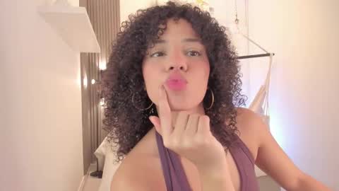 Snapshot of avalon_badger chatting on 25, 11, 2025 Avalon online show from 25, 11, 2025