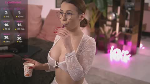 AvaReed online show from 20, 1, 2025