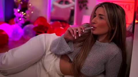 Snapshot of avashay chatting on 15, 2, 2025 Carina online show from 15, 2, 2025