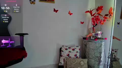 Snapshot of avatomas chatting on 13, 2, 2025 Ava Tomas online show from 13, 2, 2025