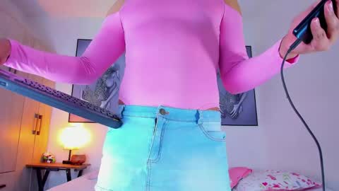 Snapshot of avavega_1 chatting on 9, 4, 2026 Avavega 1 online show from 9, 4, 2026