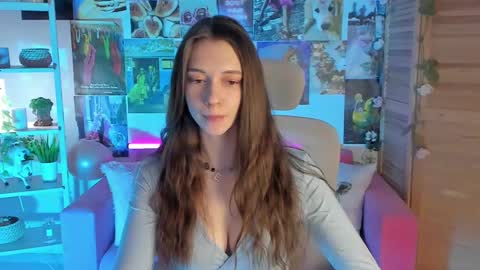 Avie online show from 7, 1, 2025