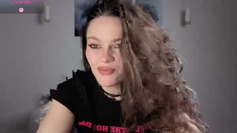 Aveline online show from 20, 5, 2026