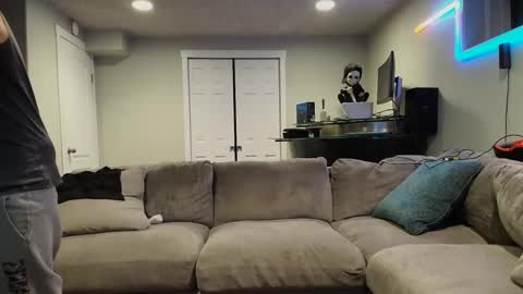 averageandsum online show from 23, 9, 2025