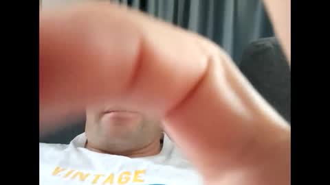 Snapshot of averagejoe2025 chatting on 6, 3, 2025 averagejoe2025 online show from 6, 3, 2025