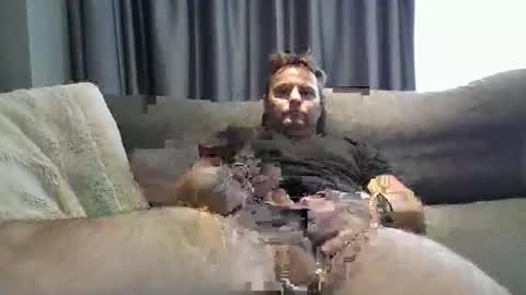 Snapshot of averagejoe2025 chatting on 19, 9, 2025 averagejoe2025 online show from 19, 9, 2025